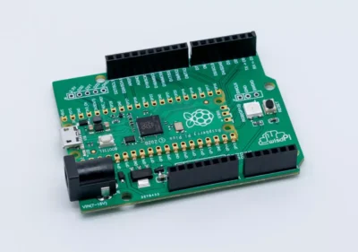 ArduPico - une carte de développement Raspberry Pi Pico compatible avec les boucliers Arduino
